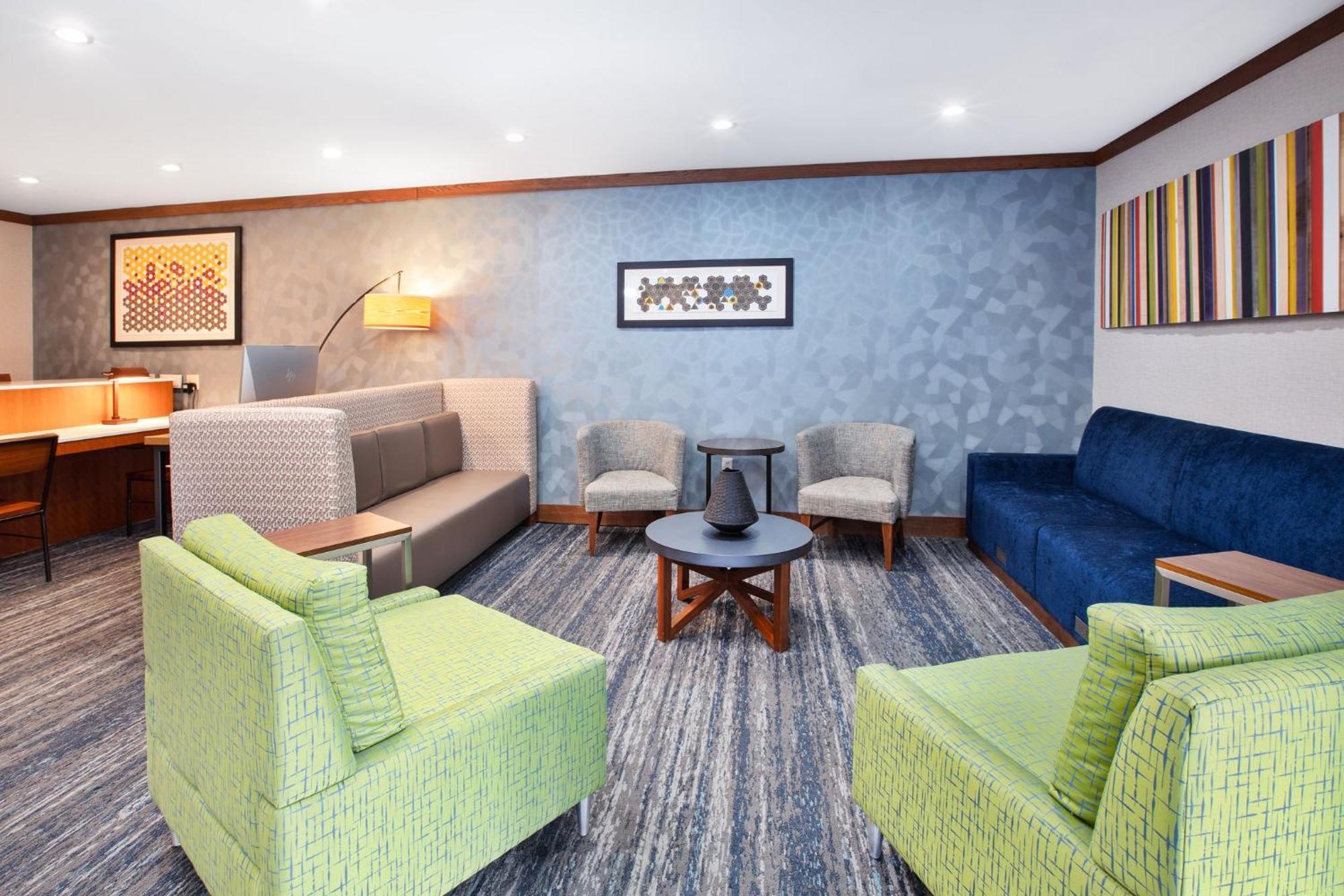Holiday Inn Express & Suites Buffalo, An Ihg Hotel Esterno foto